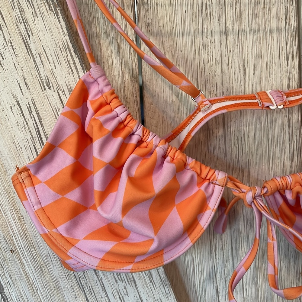 Aurelle Riza Checkered Bikini - Picture 6 of 11